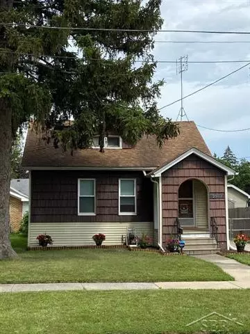 2302 N CHARLES, Saginaw, MI 48602