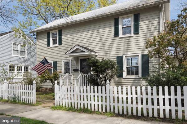 35 S MAIN ST, Cranbury, NJ 08512