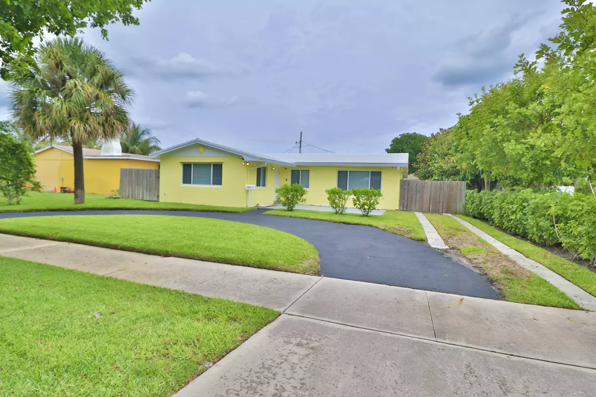 Lake Park, FL 33403,321 6th Street