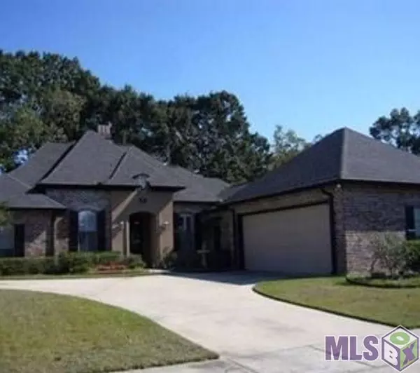 8573 GRAND VIEW DR, Baton Rouge, LA 70809