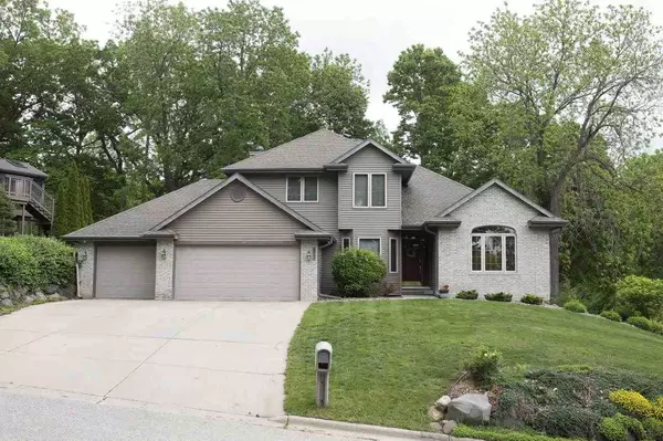 6213 Rivercrest Dr, Mcfarland, WI 53558