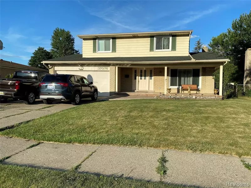 37076 TRICIA Drive, Sterling Heights, MI 48310 3657