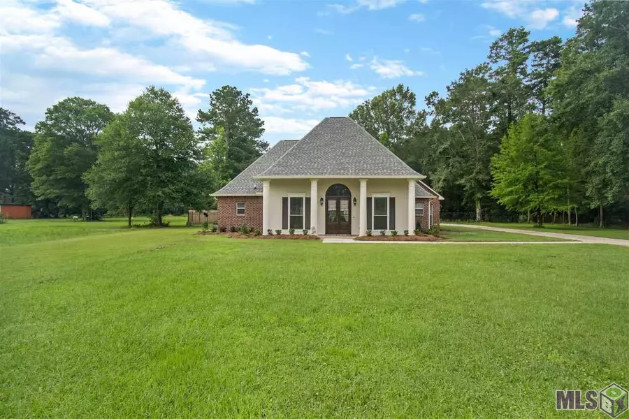 12060 CLANTON DR, Walker, LA 70785