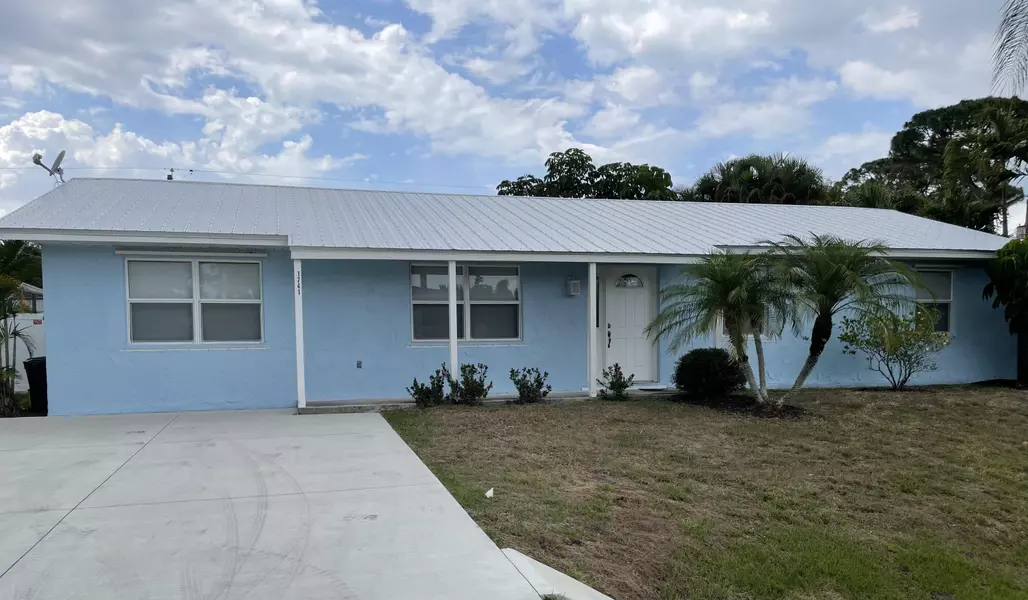 1741 SE Jackson ST, Stuart, FL 34997