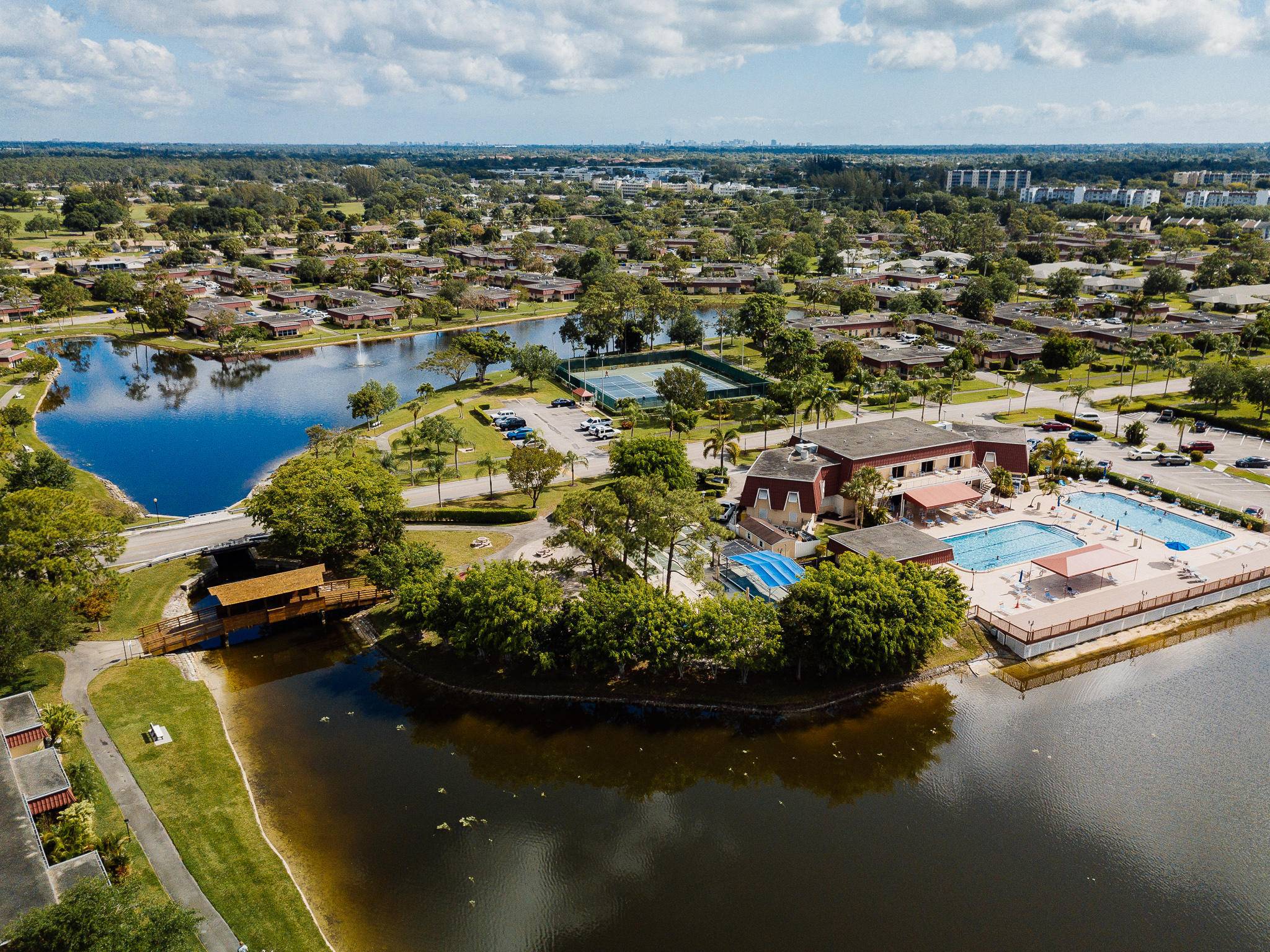 Lake Worth, FL 33467,156 Amherst LN