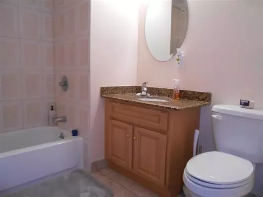 Union City, NJ 07087,605 NEW YORK AVE  #303