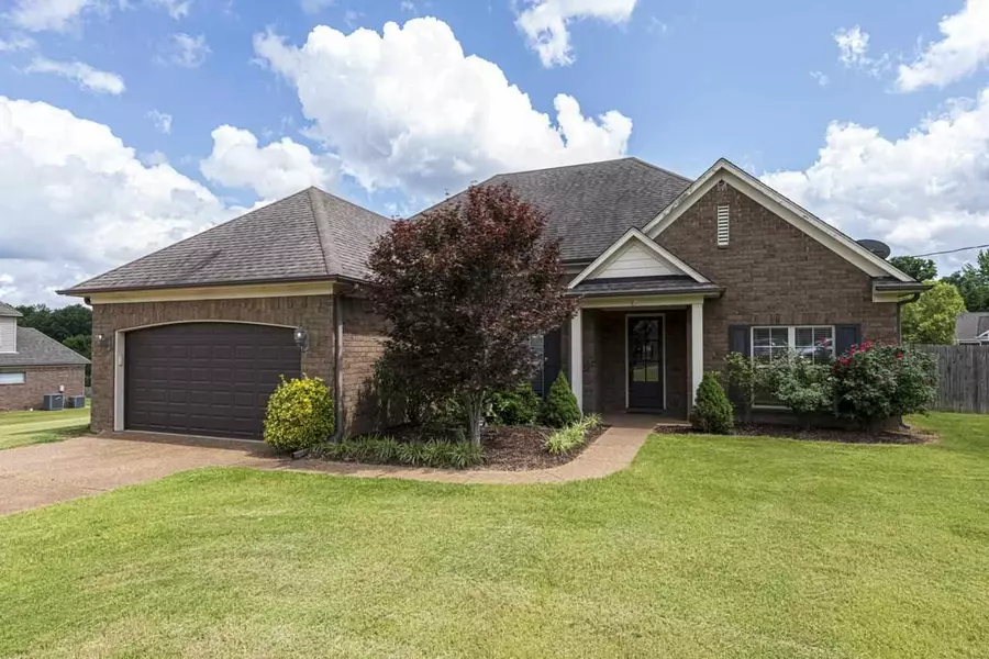 47 DARLINGTON DR, Brighton, TN 38011