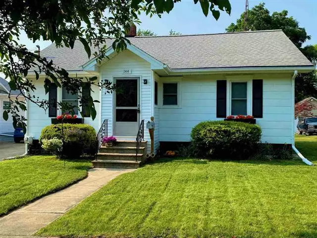 144 WALCOTT, Jackson, MI 49203