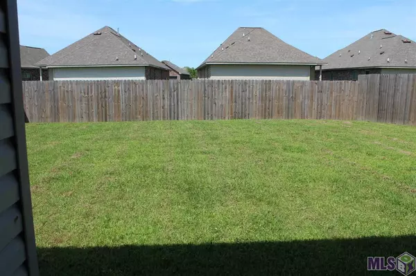 Prairieville, LA 70769,42342 LAKESTONE DR