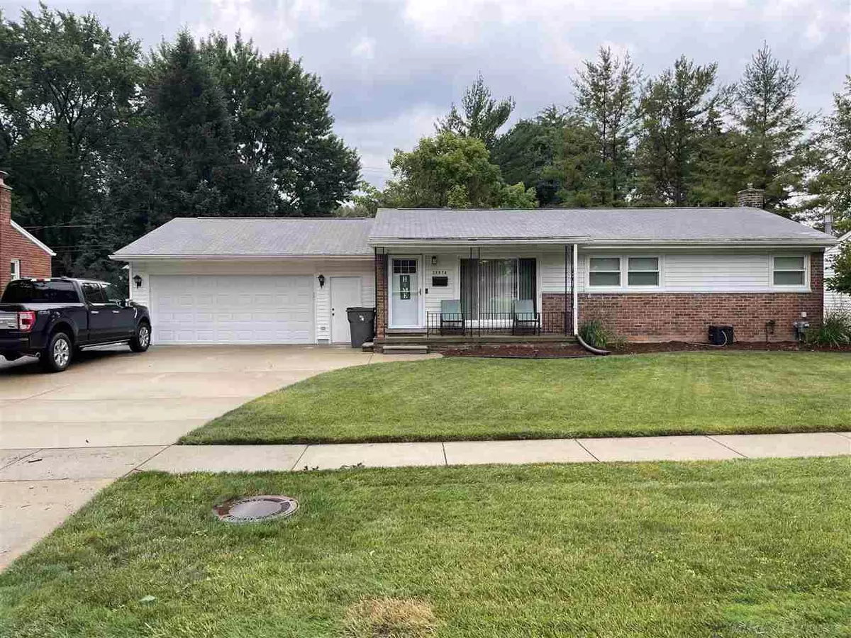 Clinton Township, MI 48035,23876 Demley