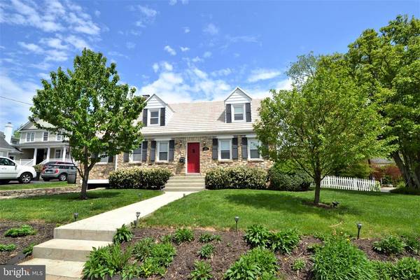 709 S WAKEFIELD ST, Arlington, VA 22204