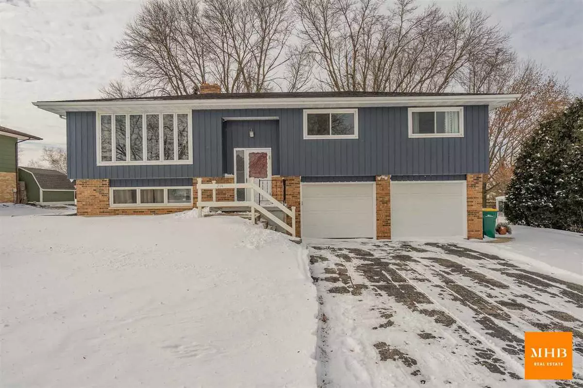 Mount Horeb, WI 53572,214 Golf View Dr