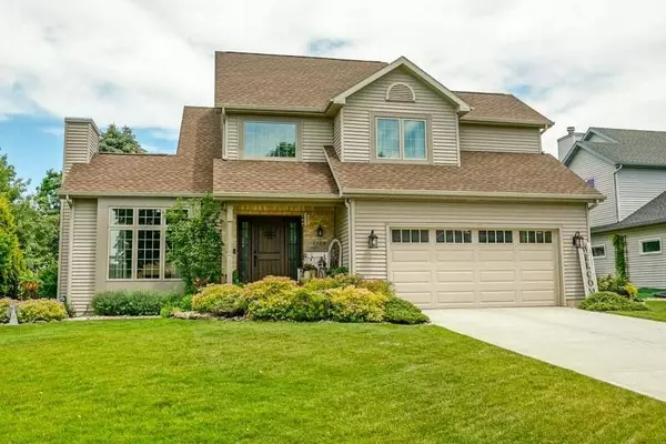 1728 Colony Cir, Sun Prairie, WI 53590