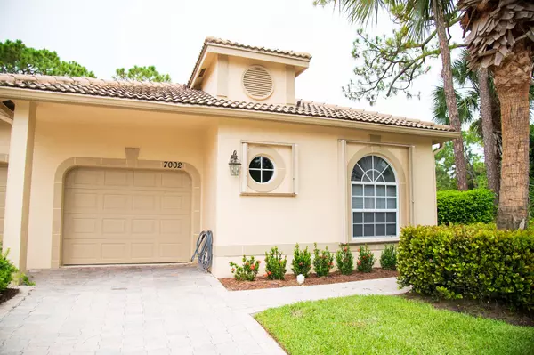 Port Saint Lucie, FL 34986,7002 Torrey Pines CIR 7002