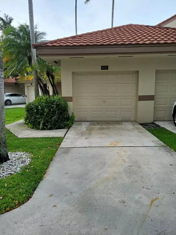 Plantation, FL 33324,9234 NW 9th PL