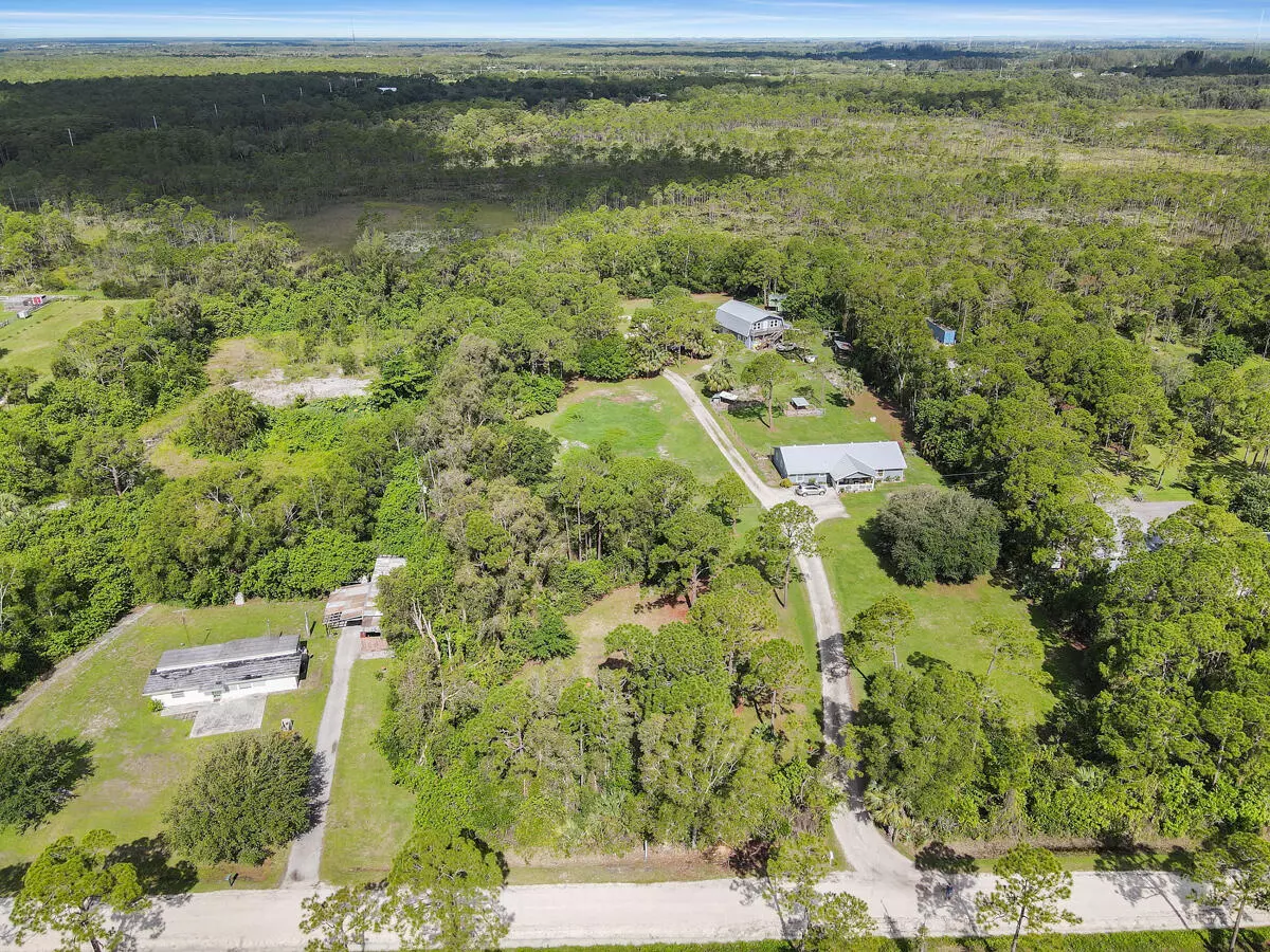 Hobe Sound, FL 33455,00000 SE Flora