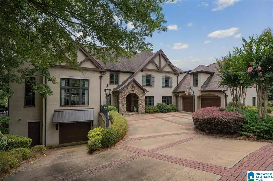 4887 REYNOLDS LANE, Vestavia Hills, AL 35242