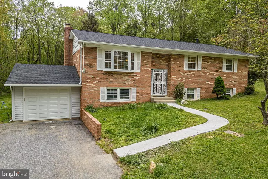 3205 ROSEMARY LN, West Friendship, MD 21794