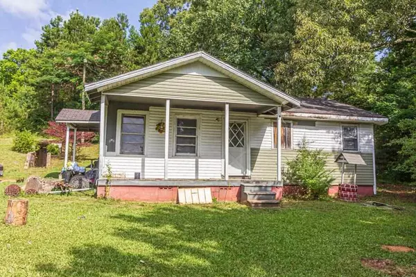 142 ADAMS EXT ST, Selmer, TN 38375