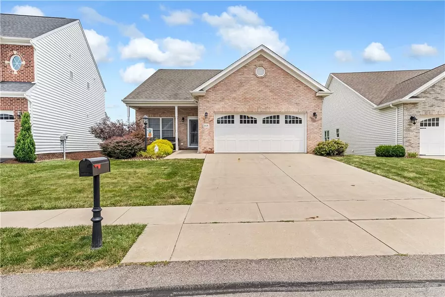 148 Village Cir, Oakdale, PA 15071