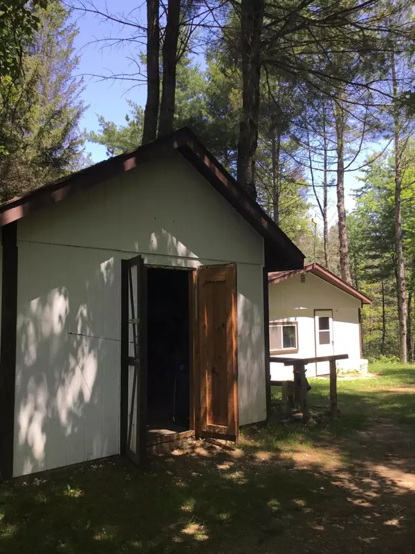 Beecher, WI 54156,W 4890 Hideaway