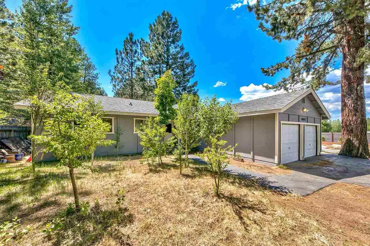 Truckee, CA 96161,10872 Star Pine Road