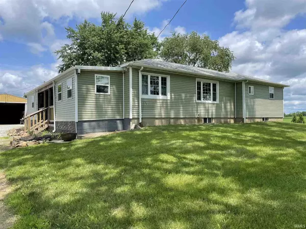 6722 W 650 S, Winamac, IN 46996