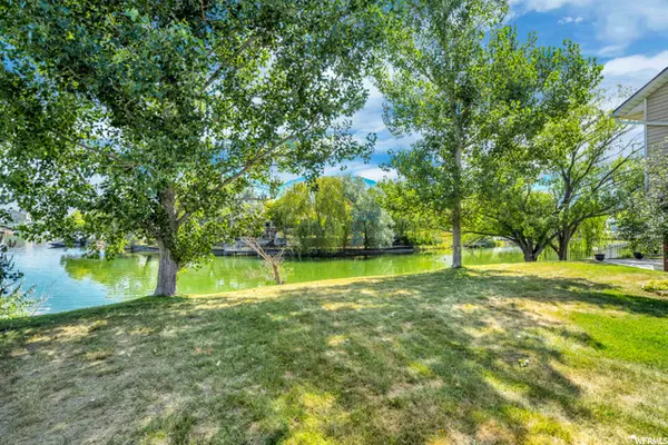 Stansbury Park, UT 84074,146 LAKEVIEW W