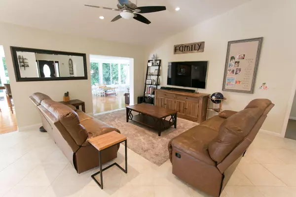 Delray Beach, FL 33445,703 Golf CT