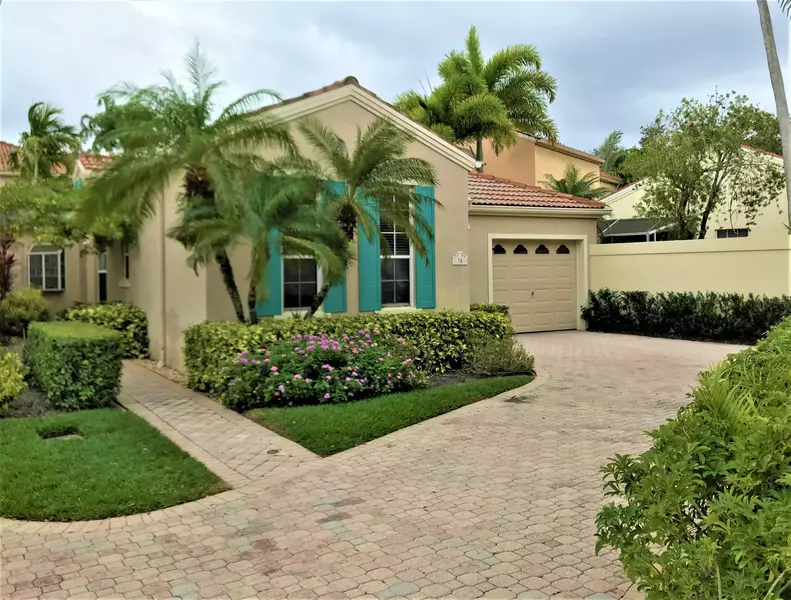 34 Via Verona, Palm Beach Gardens, FL 33418