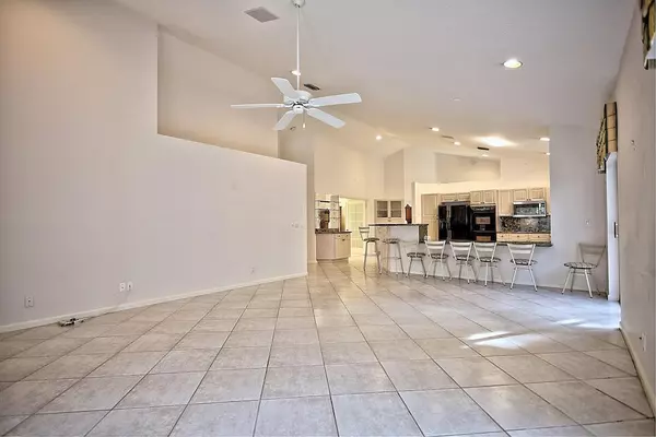 Palm Beach Gardens, FL 33418,243 Canterbury CIR