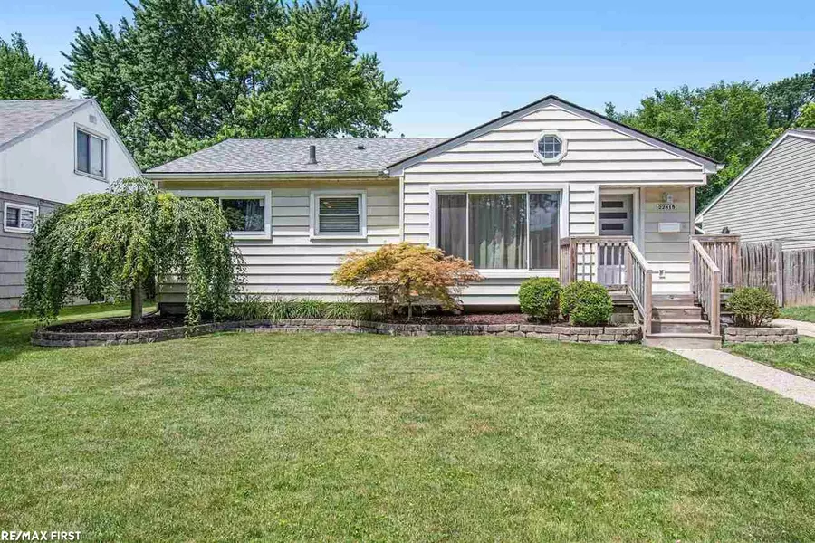 22815 Teppert, Eastpointe, MI 48021