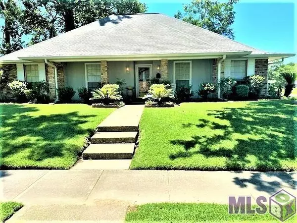 13706 CYPRESS RIDGE AVE, Baton Rouge, LA 70817