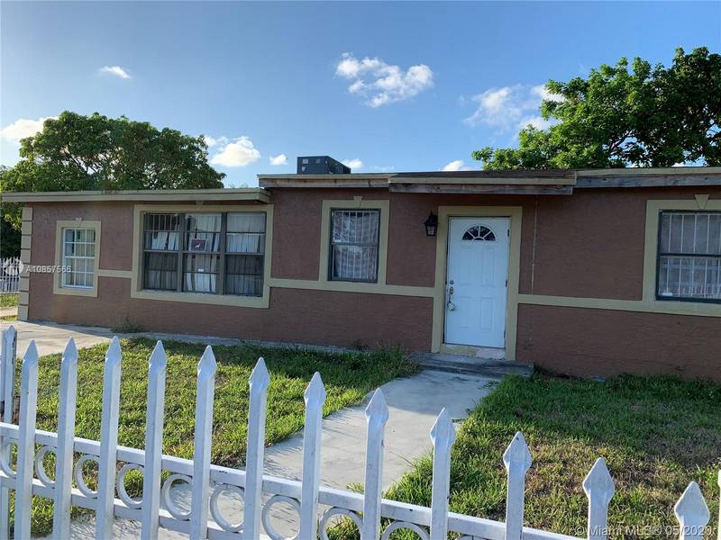 481 NW 179th St, Miami Gardens, FL 33169