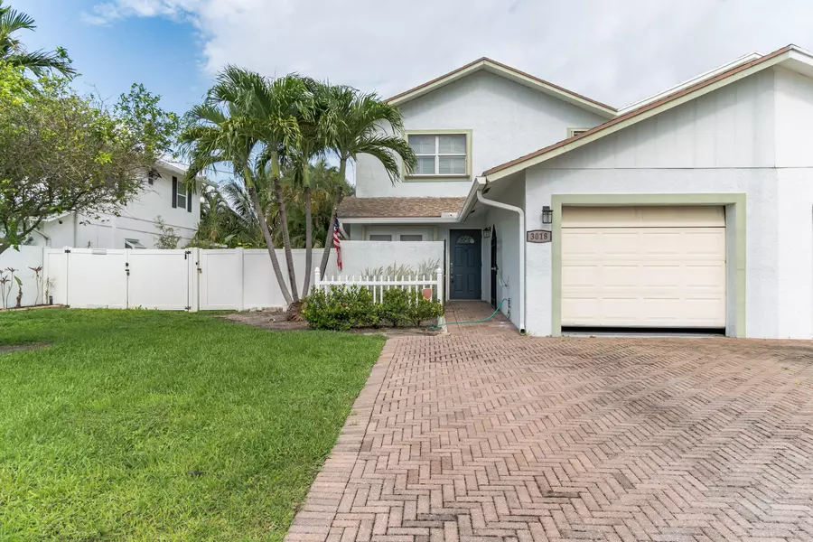 3018 Spanish TRL, Delray Beach, FL 33483