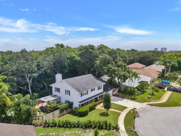 North Palm Beach, FL 33410,2589 Pepperwood CIR