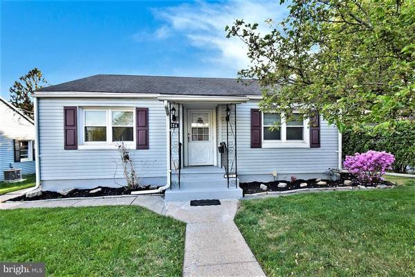 524 WINDSOR ST, Whitehall, PA 18052