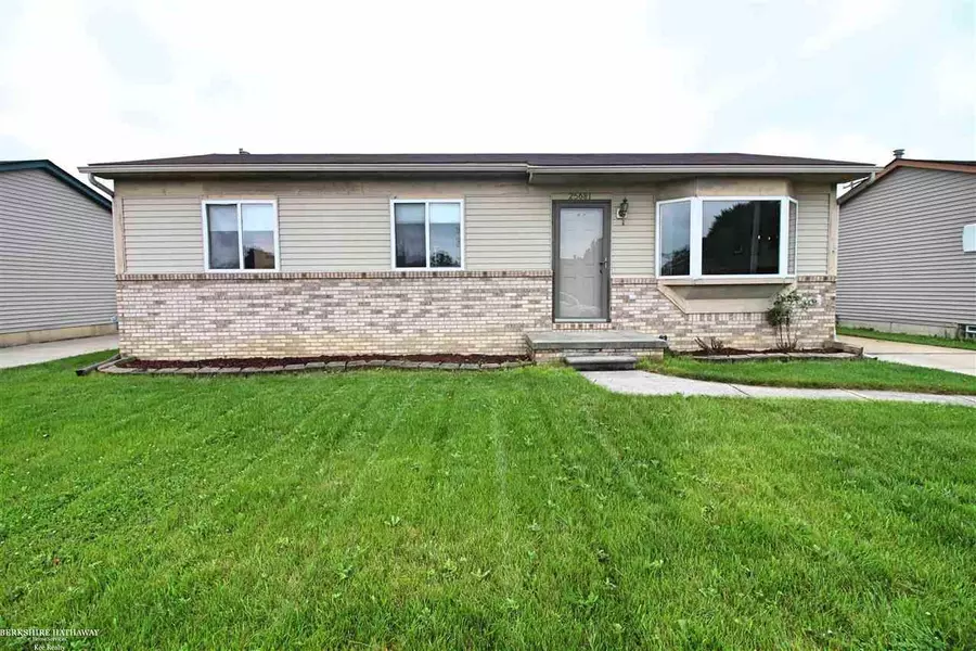 25681 Lehner, Roseville, MI 48066