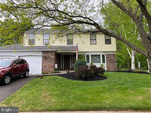 1015 NEWPORT MEWS DR, Bensalem, PA 19020