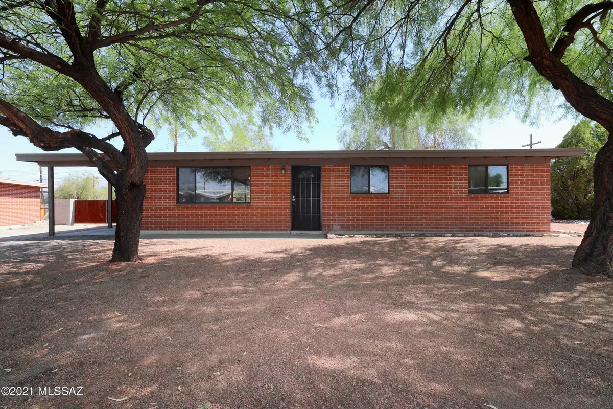 Tucson, AZ 85710,8141 E Beverly Street