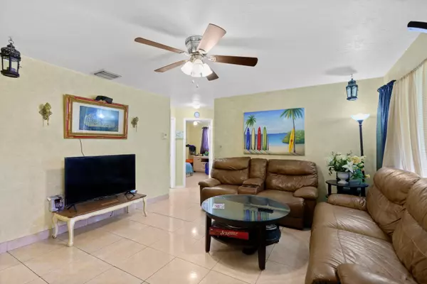 West Palm Beach, FL 33415,2218 W Carrol CIR