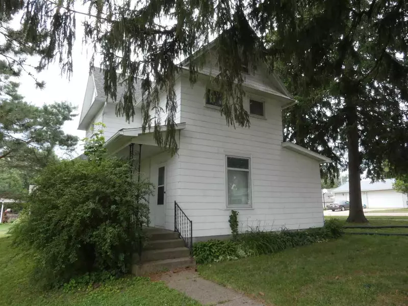 1420 Madison St, Fennimore, WI 53809