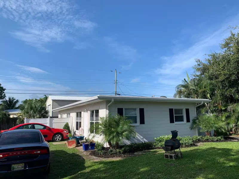 1090 NW 16th ST, Stuart, FL 34994