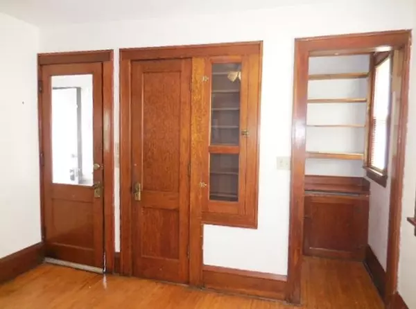 Beaver Dam, WI 53916,206 James St