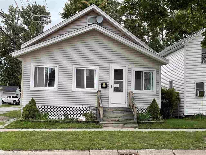 613 Division, Port Huron, MI 48060