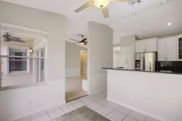 Greenacres, FL 33413,208 Caribe CT