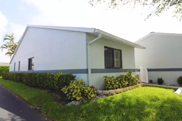 West Palm Beach, FL 33415,2640 W Gately DR 1501