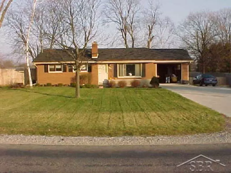 3876 N Thomas, Freeland, MI 48623