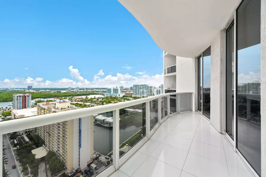 15901 Collins AVE 2205, Sunny Isles Beach, FL 33160