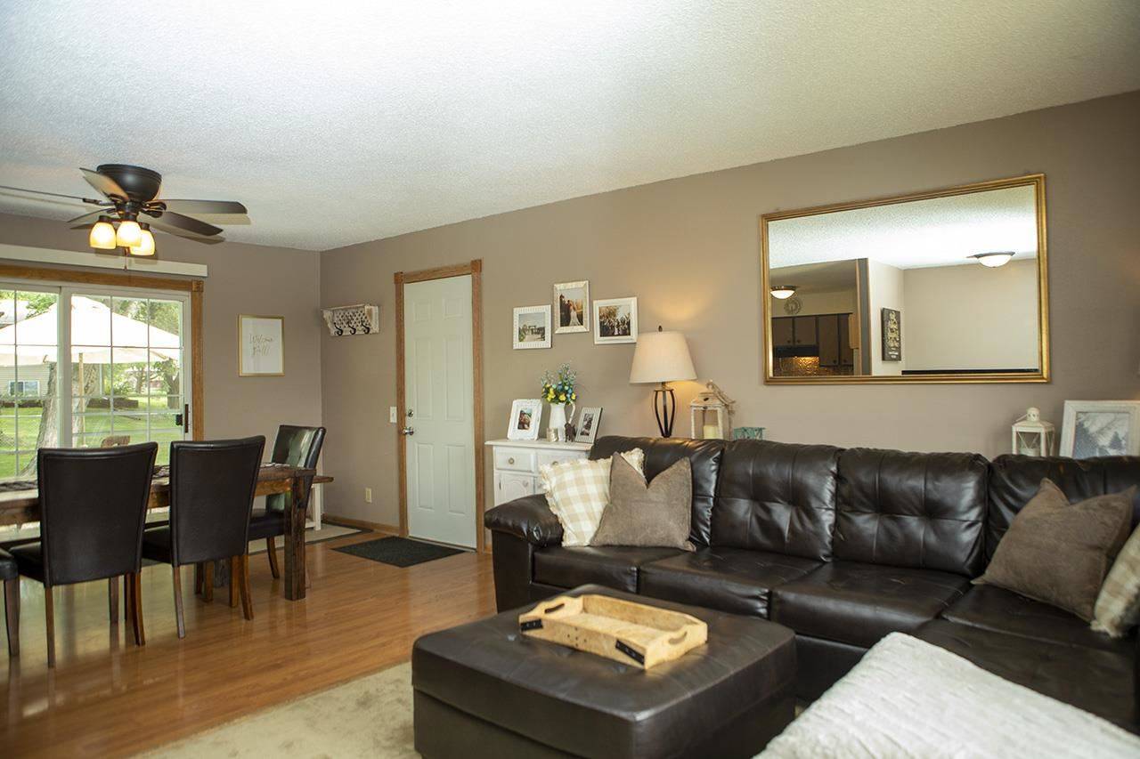 Deerfield, WI 53531,8 Washburn Rd